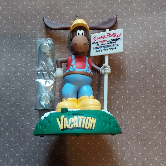 NWT Hallmark National Lampoon's Vacation Ornament - Picture 5 of 8